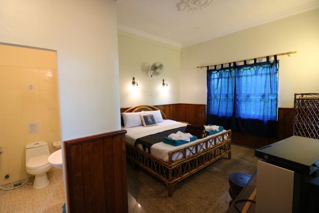 Firefly Guesthouse - The Berlin Angkor Ciudad de Siem Riep Exterior foto